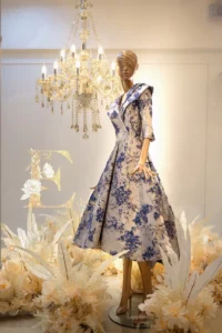 時尚設計款媽媽禮服：運用上身設計感修飾下半身豐滿身型，展現主婚人不凡的典雅氣場