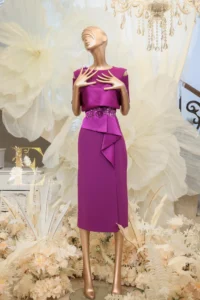 嬌小主婚人禮服挑選：俐落輕盈剪裁媽媽裝，修身顯高不壓身型，台北桃園預約試穿