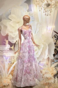 艾莉禮服：甜美夢幻粉色碎花 A Line禮服，讓主婚媽媽更顯年輕